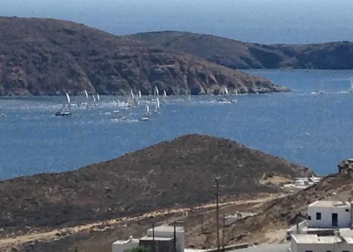 Сasa de vacaciones Serifos Vacation